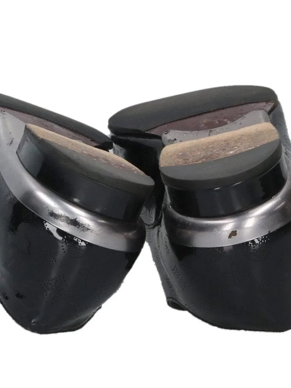 Louis Vuitton Patent Leather Monogram Shoes - Picture 5 of 5